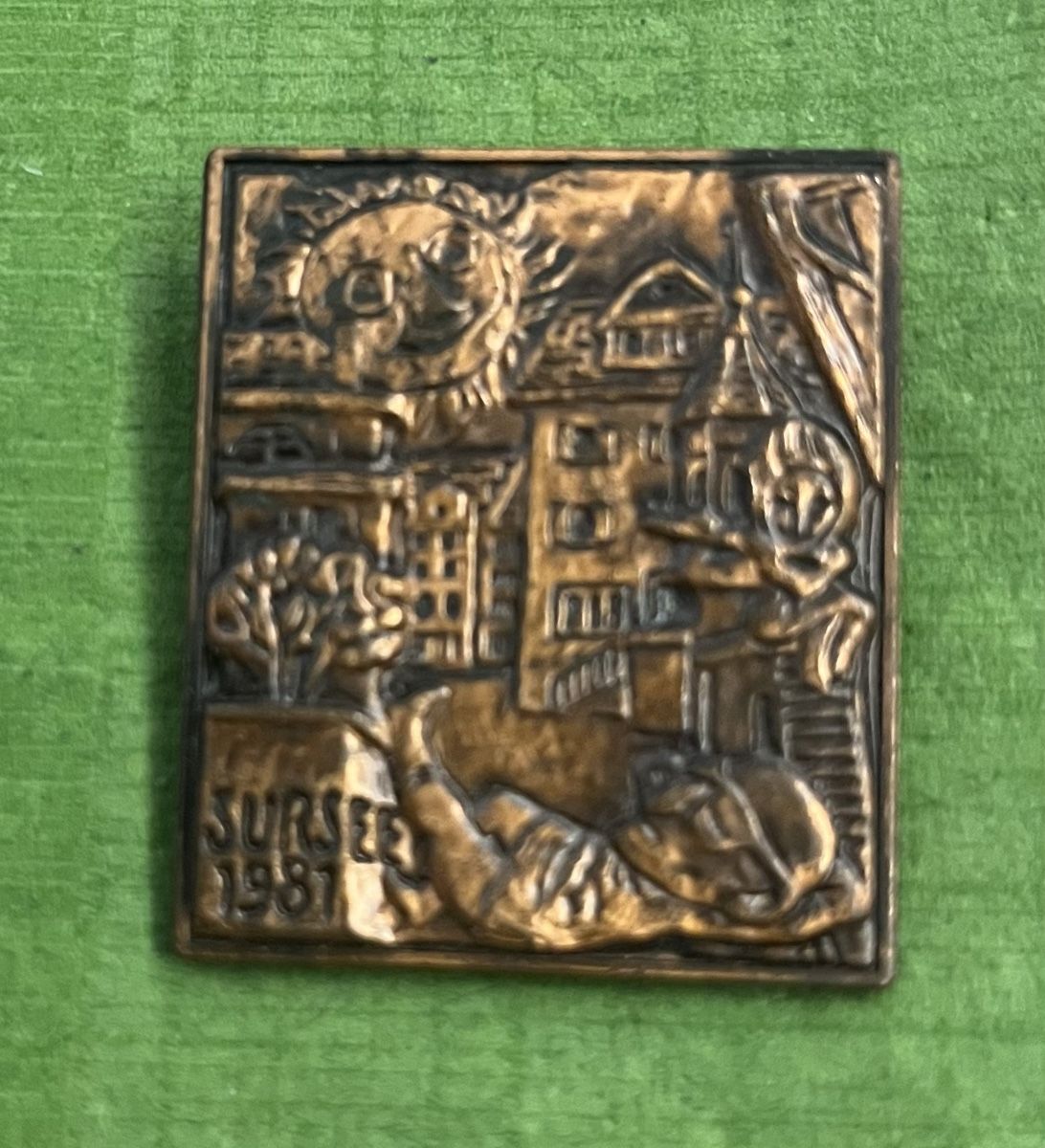 Placchette & Badge: Sursee 1981 Fasnachtsplakette – Usato da Itingen venduto da Bebbi6569