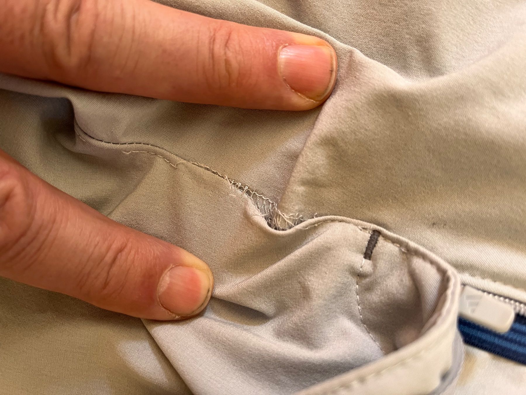 Adidas Pantaloni: Adidas Golfhose – Usato da Andermatt venduto da h_s_soulsurfer 2