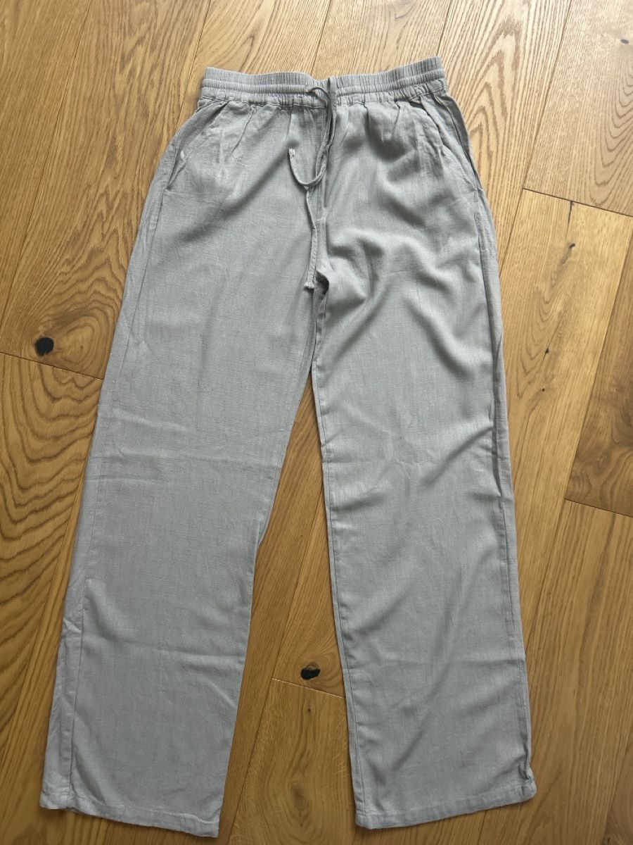 Pull&Bear Hosen: Stoffhose Pull&Bear Gr. S – Gebraucht aus Fraubrunnen von alne777