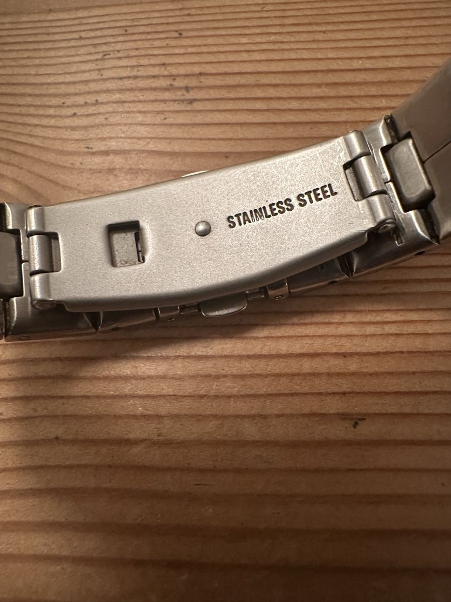 Esprit Orologi: Esprit Damenuhr, Edelstahl, mit Strass Steinen – Usato da Schöfflisdorf venduto da Katrins02 9