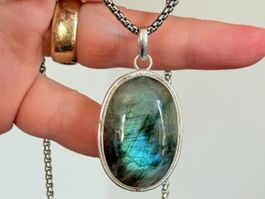 Collier Labradorite - Élégance intemporelle!