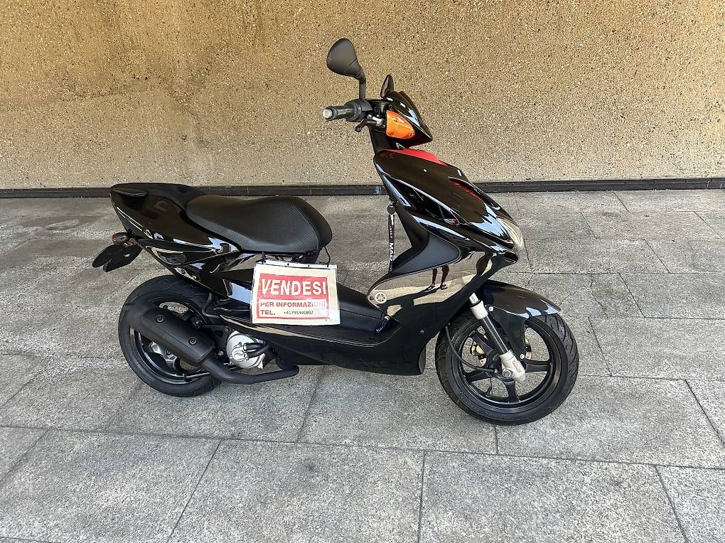 Yamaha Scooter: Scooter 2t 50cc – Usato da Caslano venduto da iguidice01 3