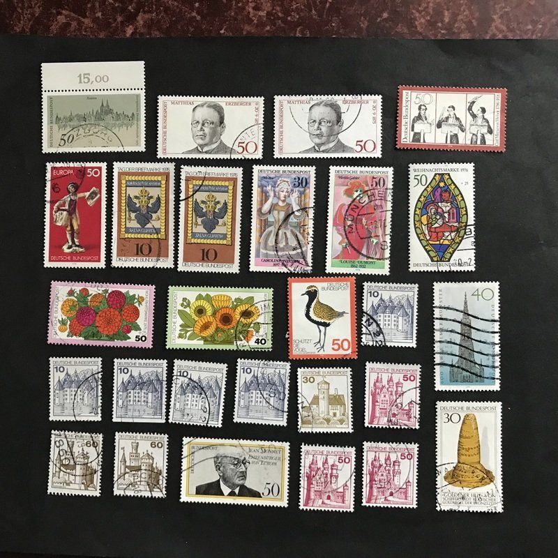 Tutti i francobolli: BRD 1975 - 1987 kl. Sammlung gest.. – Usato da Uitikon Waldegg venduto da Gooddeal05 3
