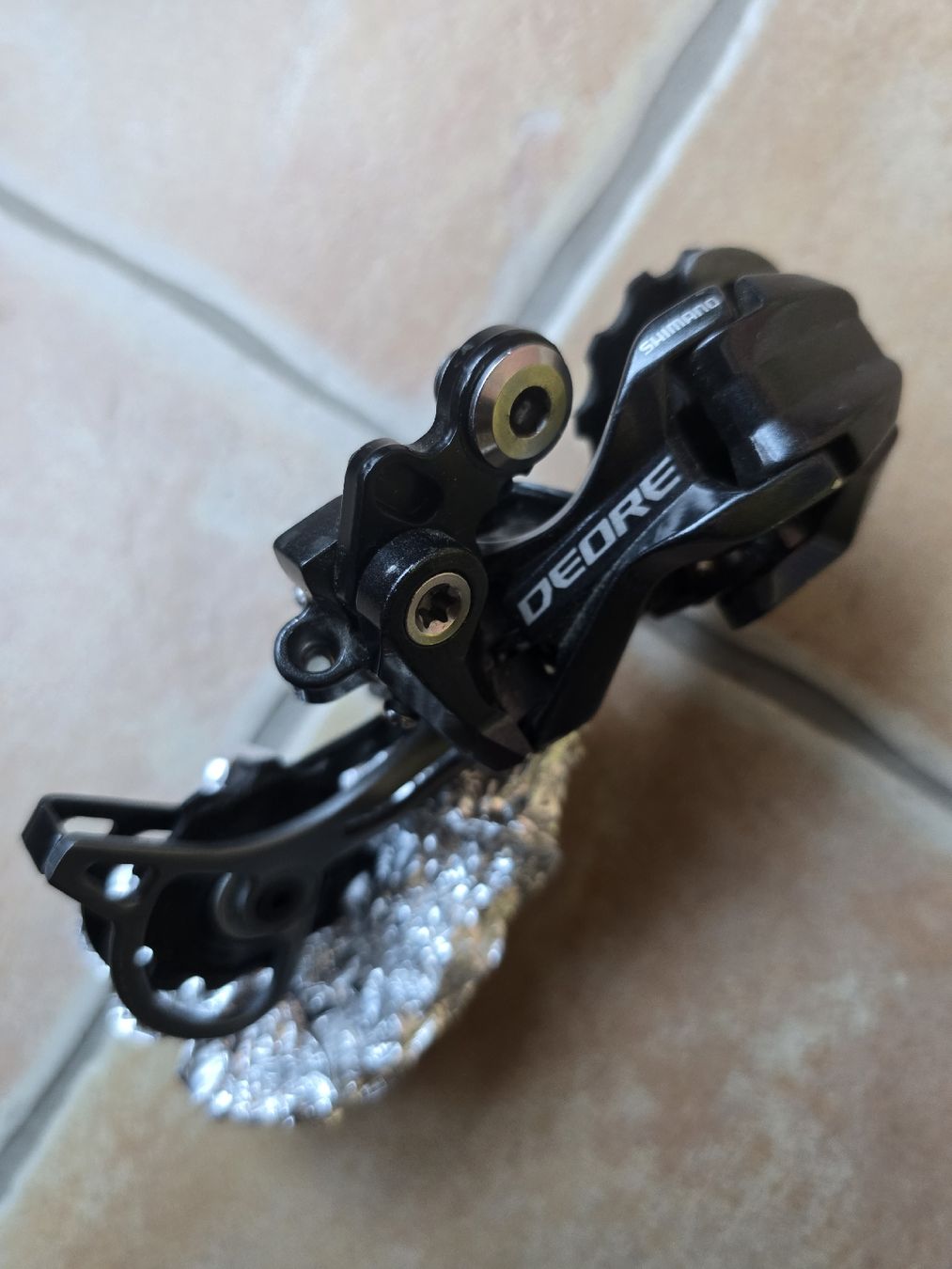 Shimano Ersatzteile: Shimano Deore Schaltwerk RD-M592 – Gebraucht aus Reinach BL von NadineBurger