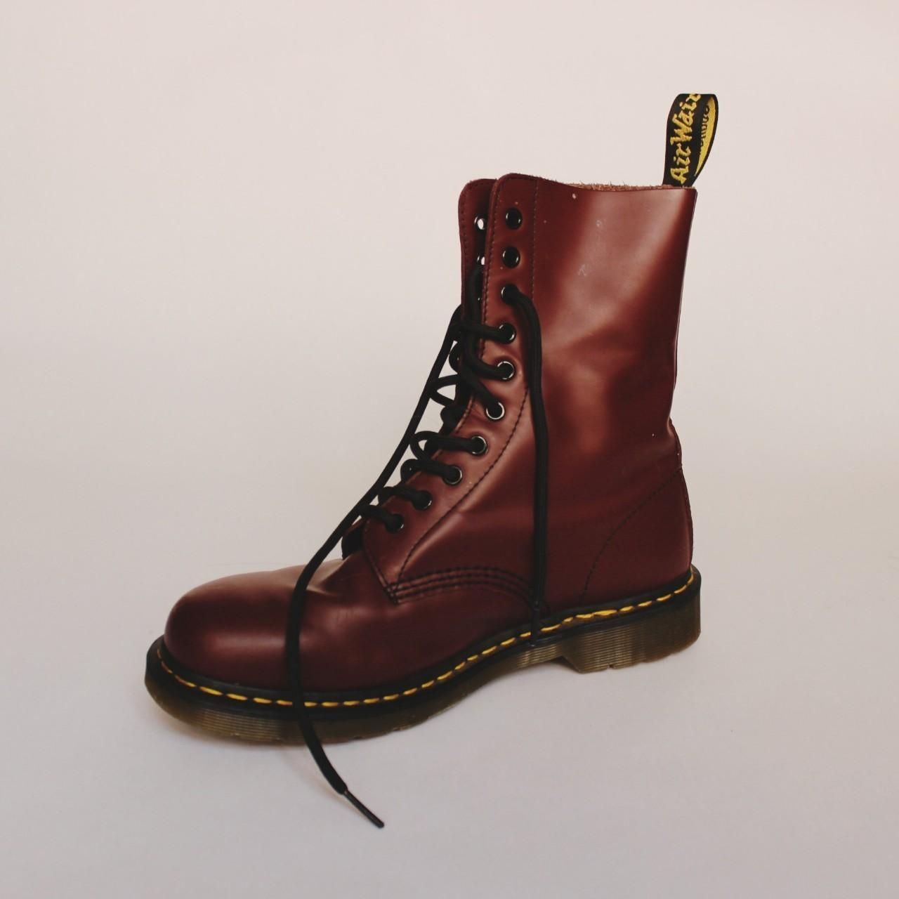 Dr. Martens Scarpe da uomo: Bordeaux Dr. Martens Boots/Stiefel – Usato da St. Gallen venduto da jbu_ns6v 2