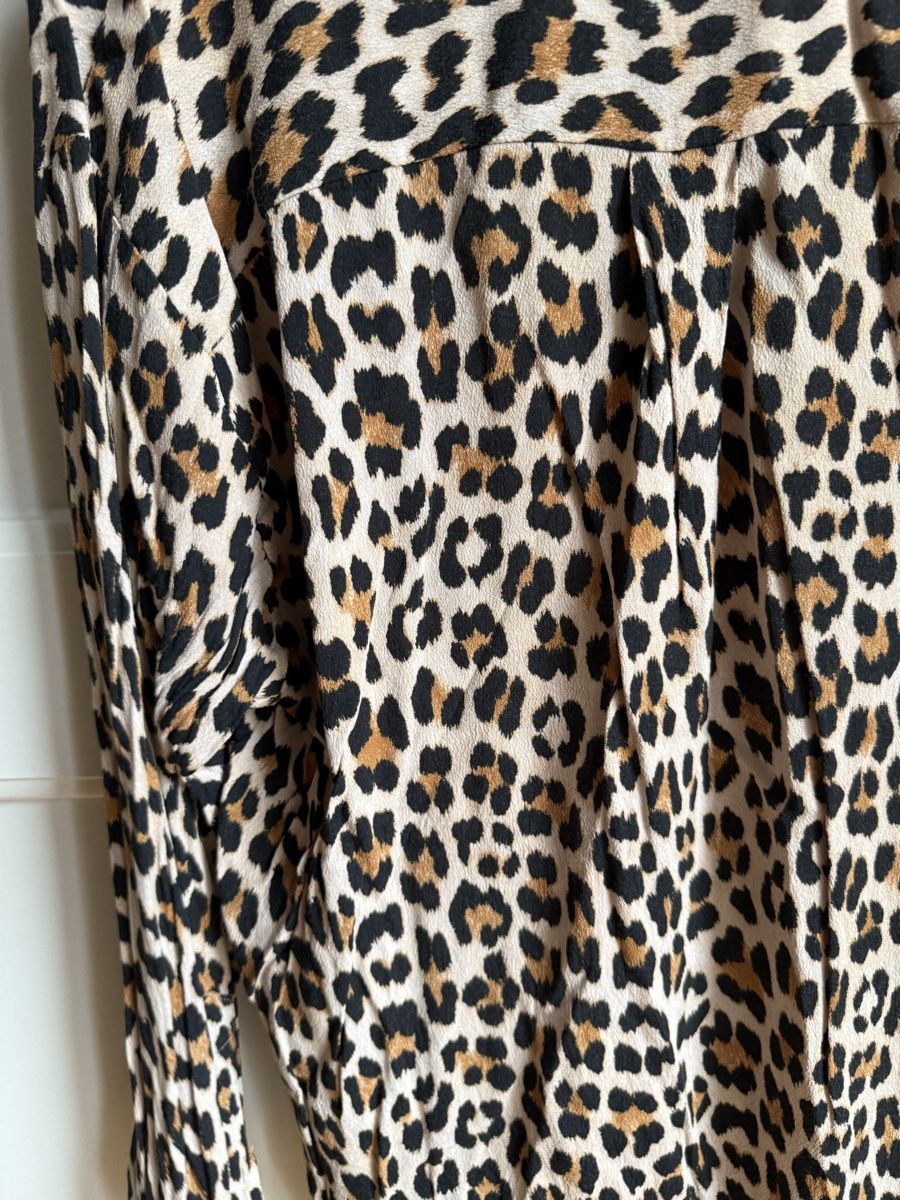 Zara Camicette: Leopard print Shirt - Zara - Size M – Usato da Genève venduto da jul_5xsn 5