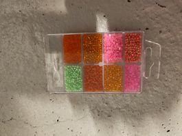 Kunststoff Perlen Starter Set in Box mit Faden 2mm - 3mm