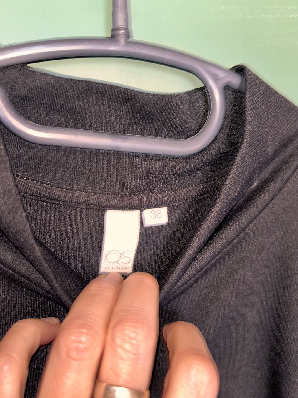 S.Oliver Kleider: Einfaches Kleid by s.Oliver, 38 – Gebraucht aus Schwyz von Maerzetuepfli 1