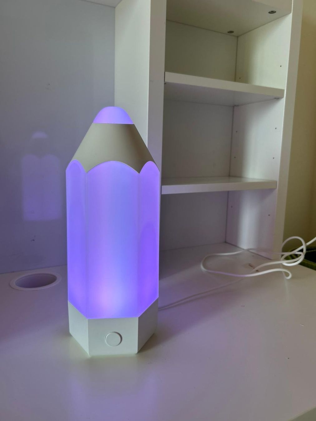Lampade: Tischlampe Bleistift LED mit Farbwechsel, weiss – Usato da Beinwil am see venduto da elia37 1