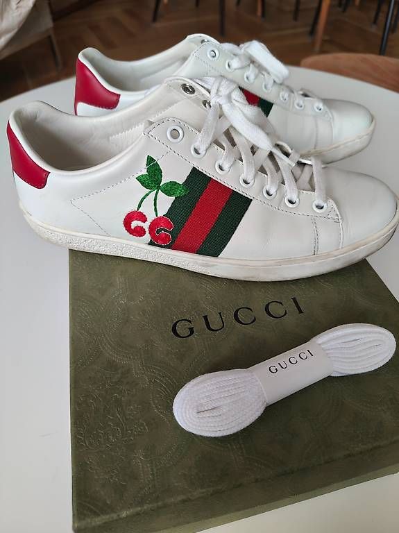 Scarpe da donna: Sneakers Gucci GG cerises – Usato da Neuchâtel venduto da ihaase
