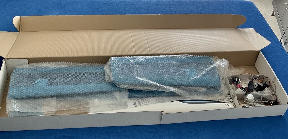 Multiplex Modellismo RC: Multiplex Alpha 21 neuwertig und ungebaut – Nuovo (secondo la descrizione) da Dietikon venduto da mike034 3