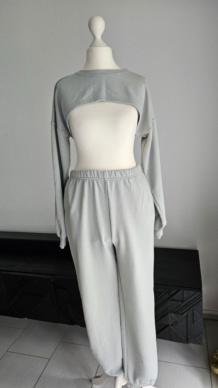 Costumi: sportbekleidung damen set – Usato da Bülach venduto da Recherchieren