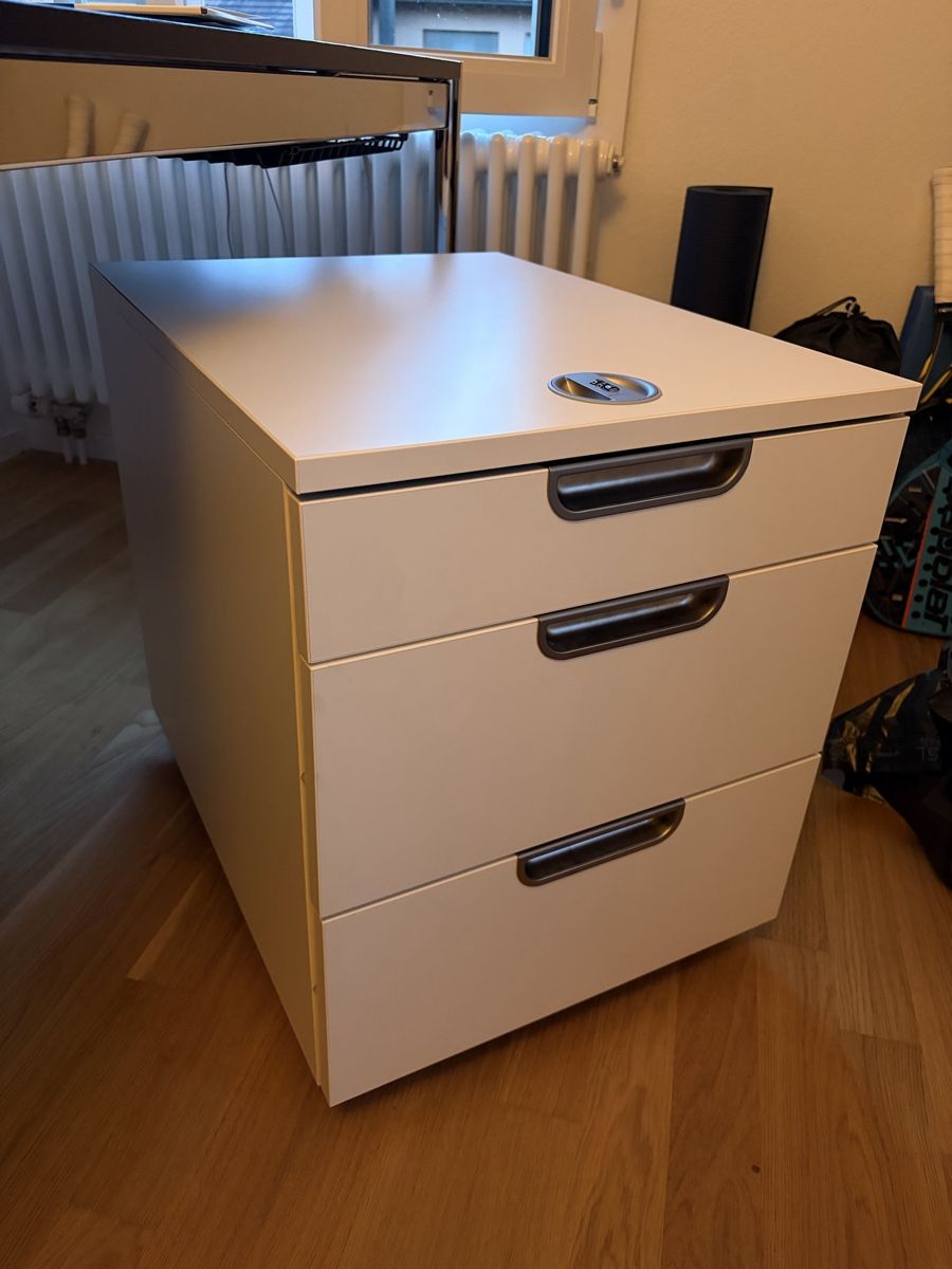 Ikea Banconi: IKEA Galant Rollcontainer weiss guter Zustand – Usato da Zumikon venduto da fbi10