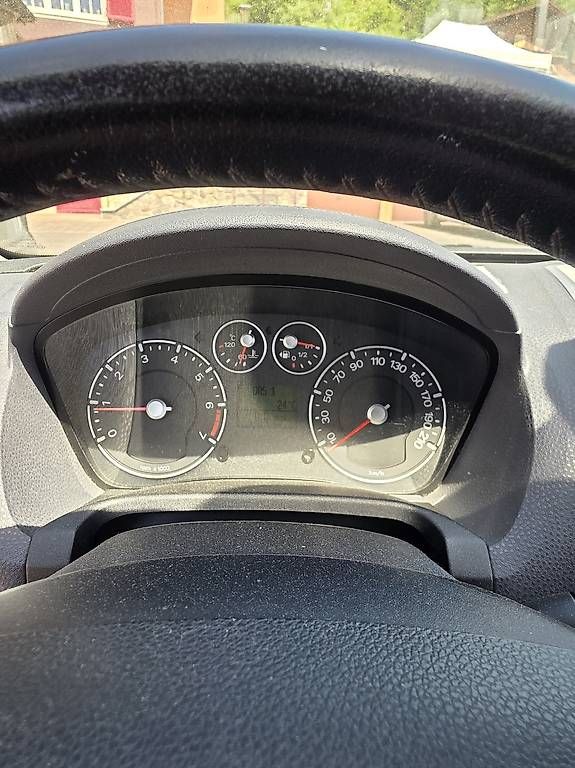 Ford Automobili: Ford Fiesta – Usato da Alpnachstad venduto da Pocoloco_Racing 3