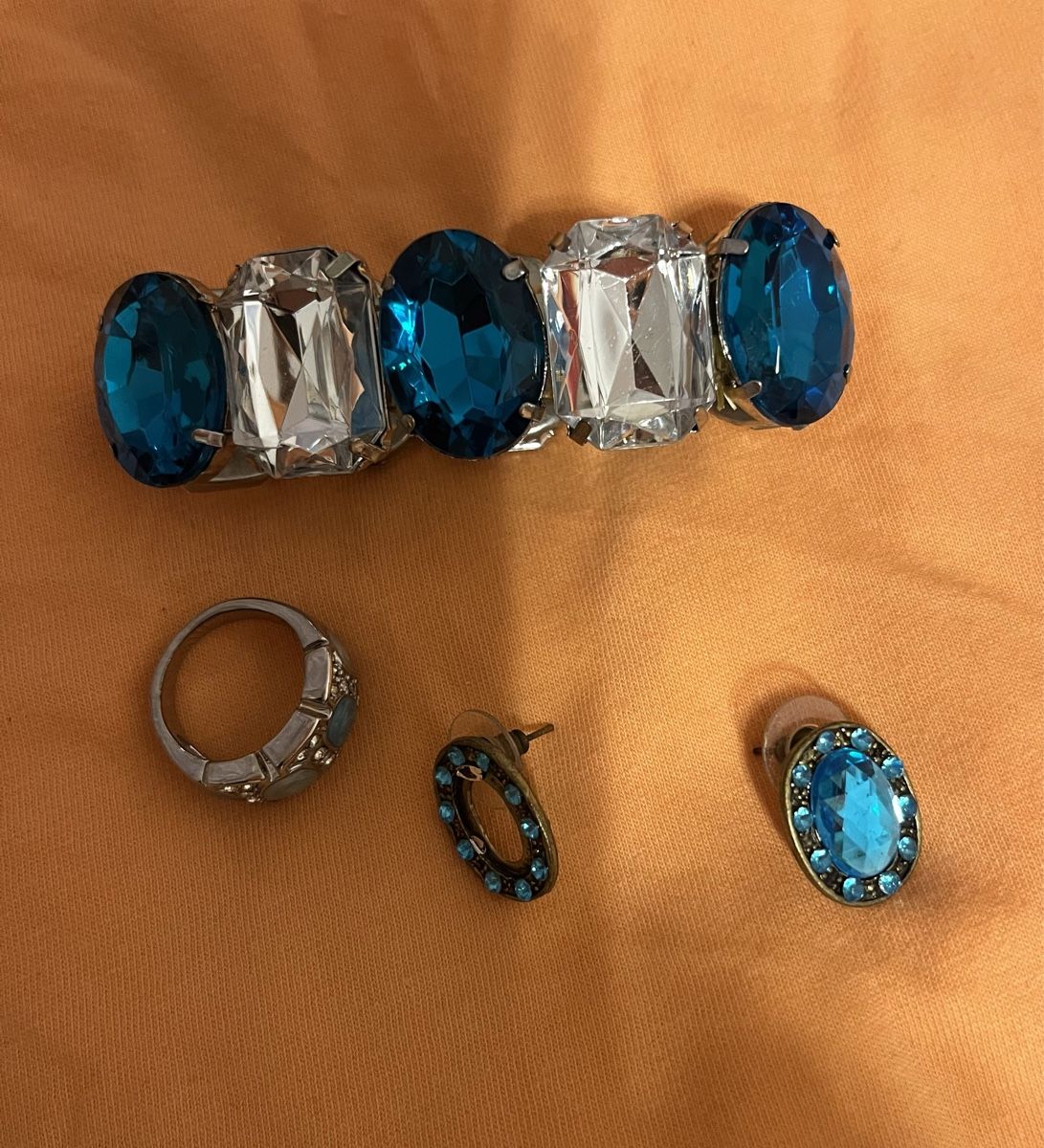 Vestiti: Festliches Kleid mit passenden Schmuck – Usato da Kloten venduto da san_zb9b 4