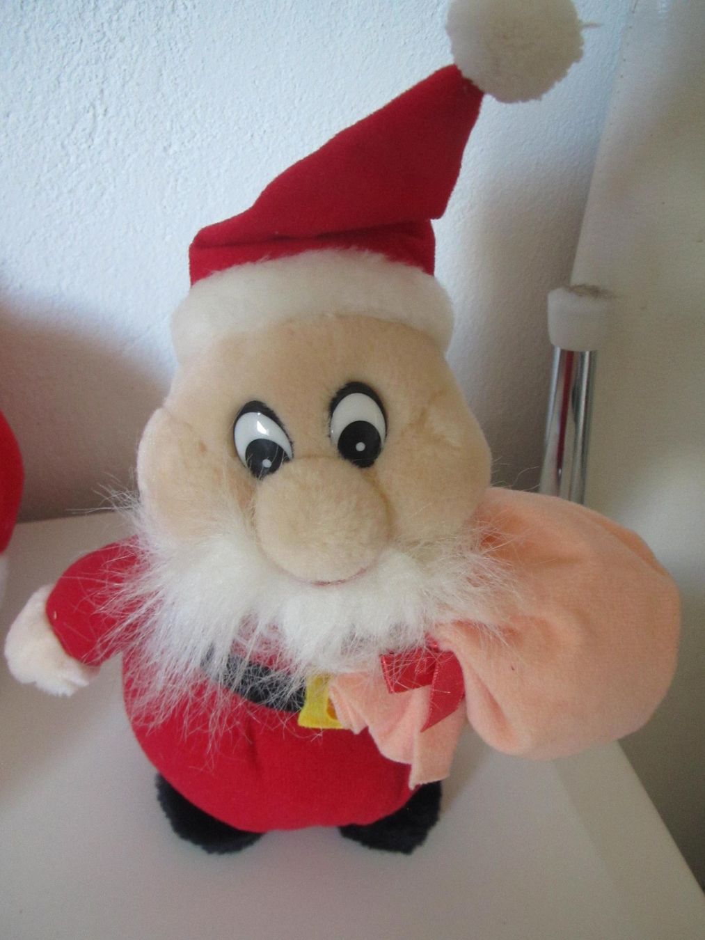 Alle Dekorationen: 3 PELUCHES NAINS DE NOËL – Gebraucht aus Murten von Selliot 3