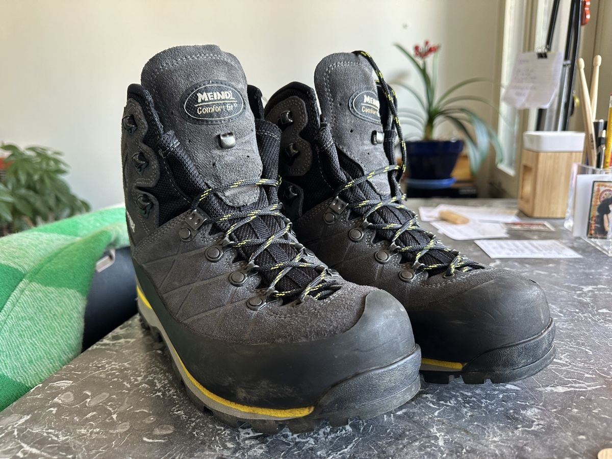 Meindl Herrenschuhe: MEINDL Comfort Fit Wanderschuhe – Neu (gemäss Beschreibung) aus Zürich von meyer_meyer