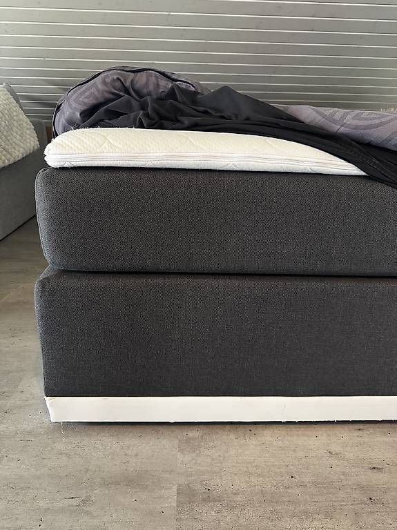 Conforama Lits: Lit boxspring – D'occasion à Missy par bir_62ll 1