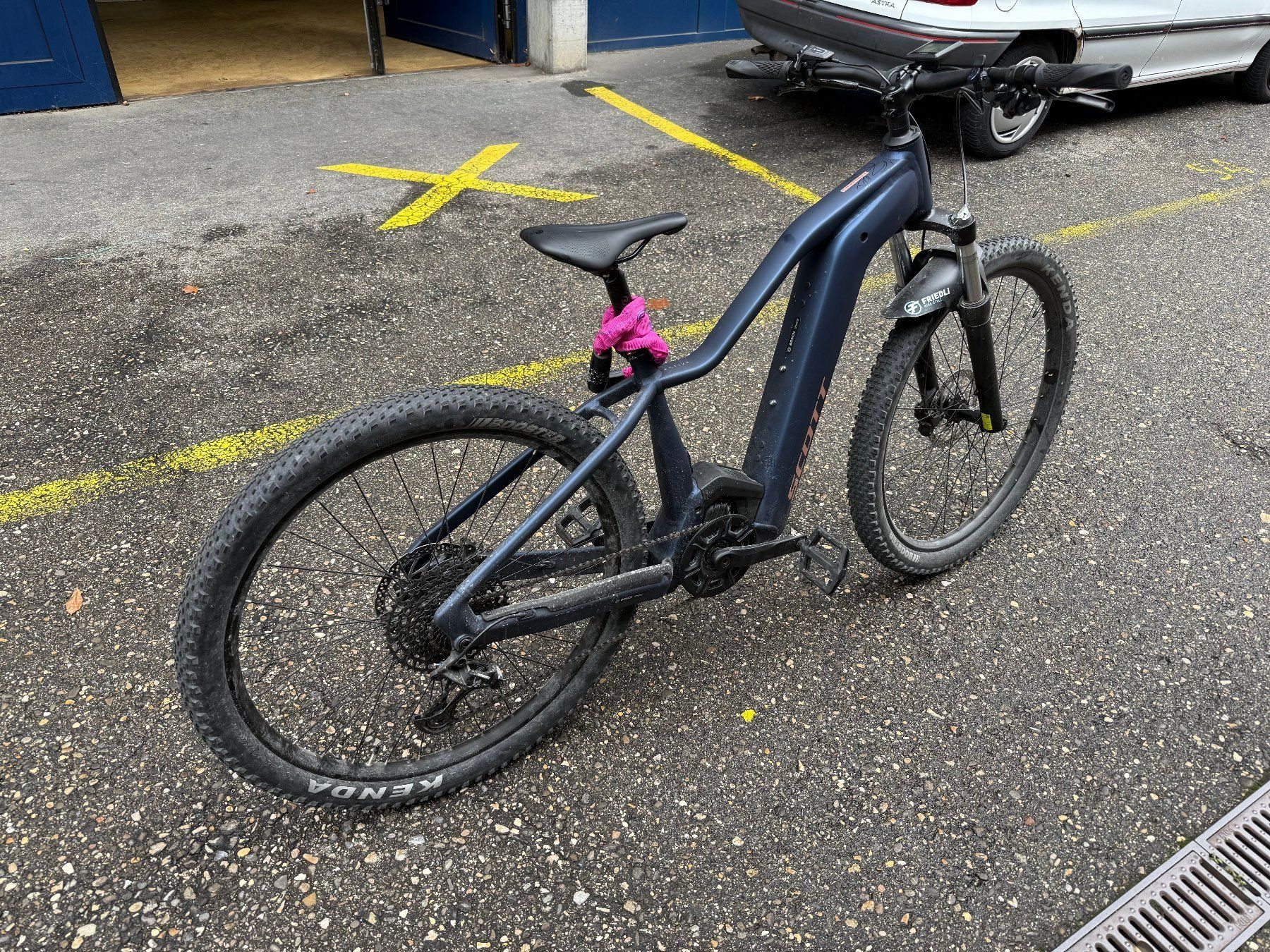 Scott Vélos: SCOTT Contessa Active eRIDE 920 Bike "blau" – D'occasion à Aeschi SO par Bluemail 1