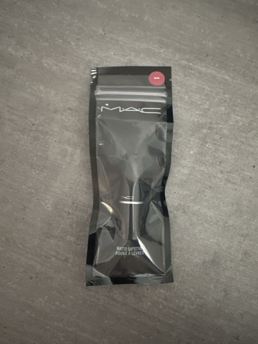 Mac Cosmetics Make-up: MAC Lippenstift mini, Neu, ungeöffnet, Farbe: Mehr – Nuovo e nell'imballaggio originale da Liestal venduto da nil_5rm5 2