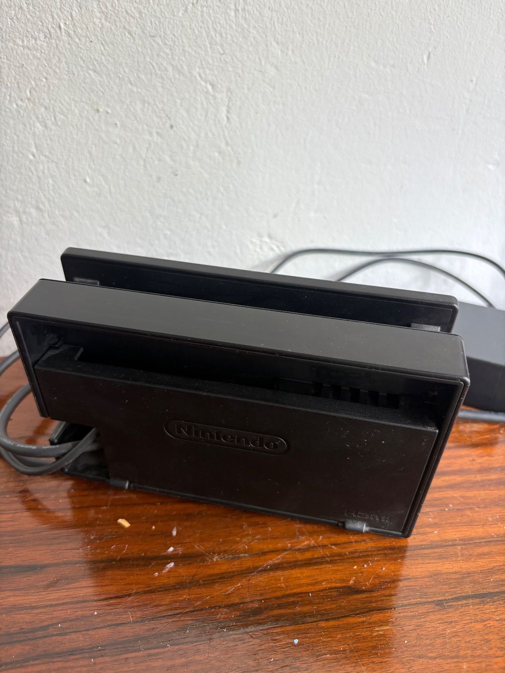 Dockingstation: Nintendo Switch Konsole Set inkl. Docking-Station & Joy-Cons – Gebraucht aus Basel von kia_wlc2 5