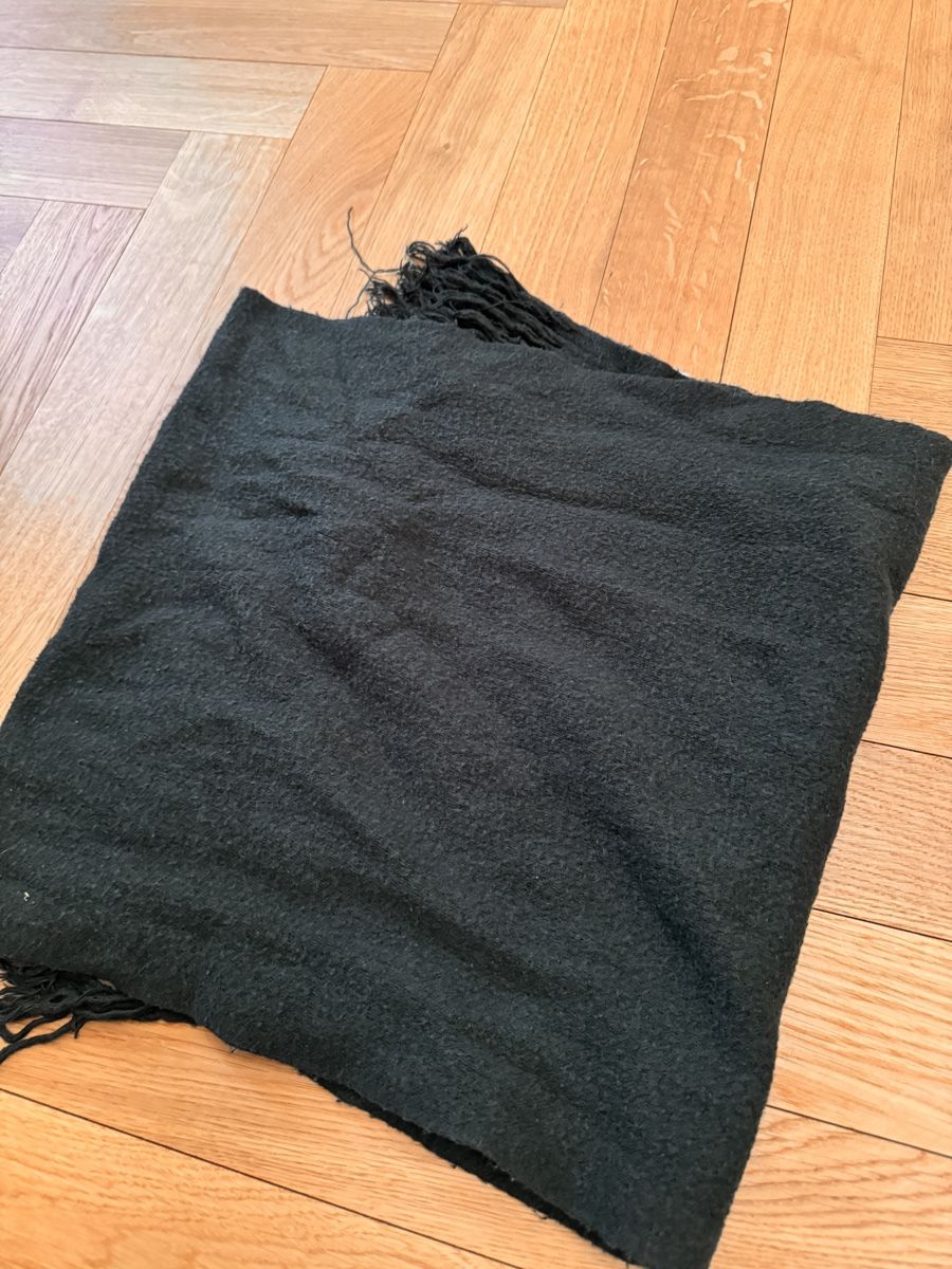 Foulard & Sciarpe: Dunkelgrüner Schal H&M – Nuovo (secondo la descrizione) da Richterswil venduto da Manu55555 1