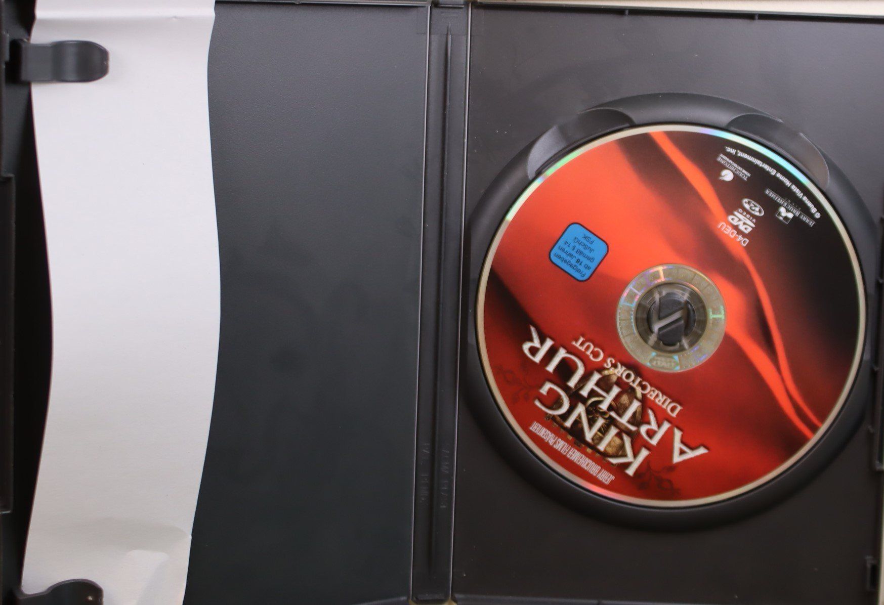 Tutti i DVDs: King Arthur Directors Cut – Usato da Luzern venduto da CONTENTI 1