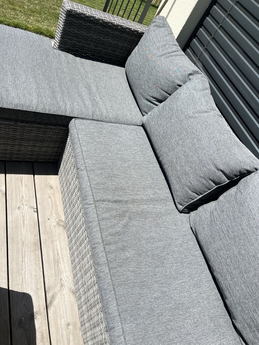 Sofas: Rattanlounge dunkelgrau – D'occasion à Solothurn par javivax 2