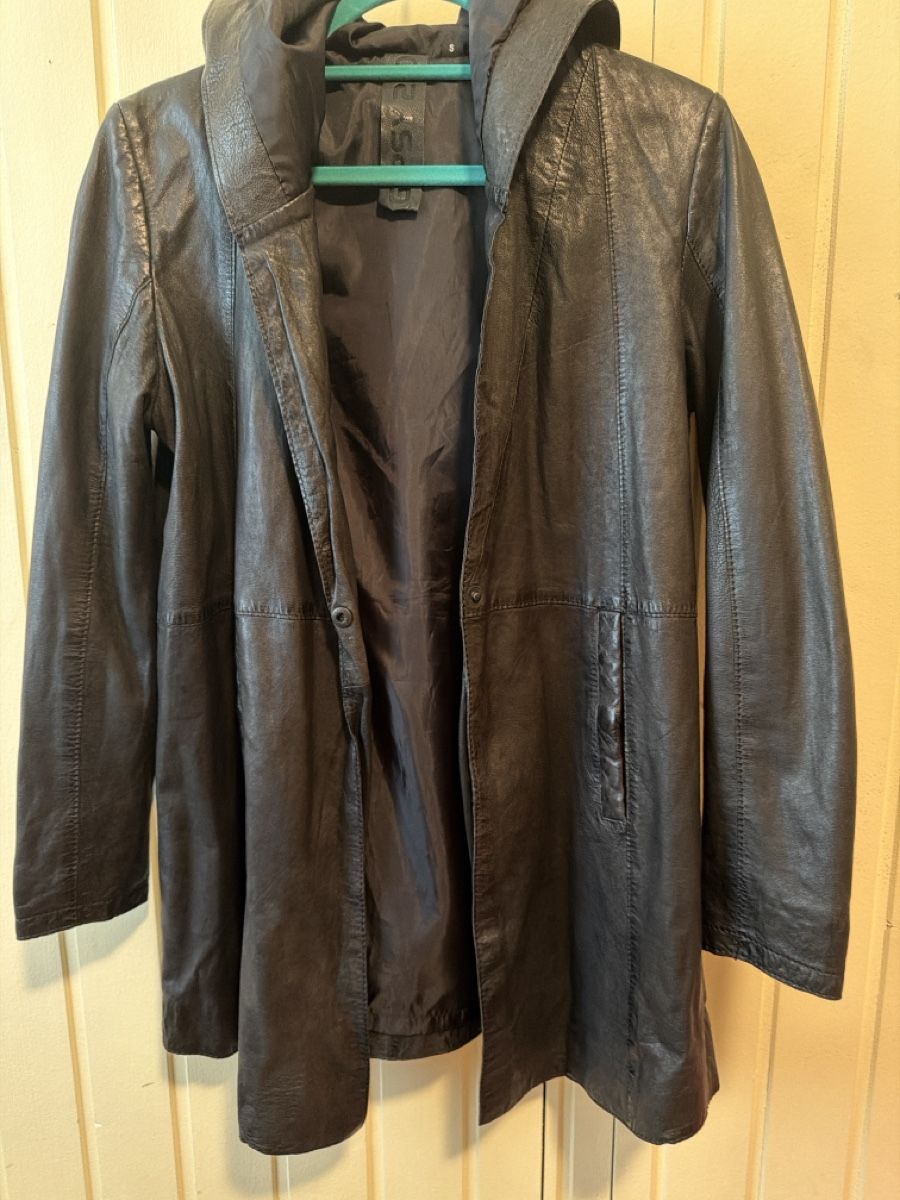 Giacche: gipsy lederjacke mit kapuze – Nuovo (secondo la descrizione) da Uttigen venduto da sls072809