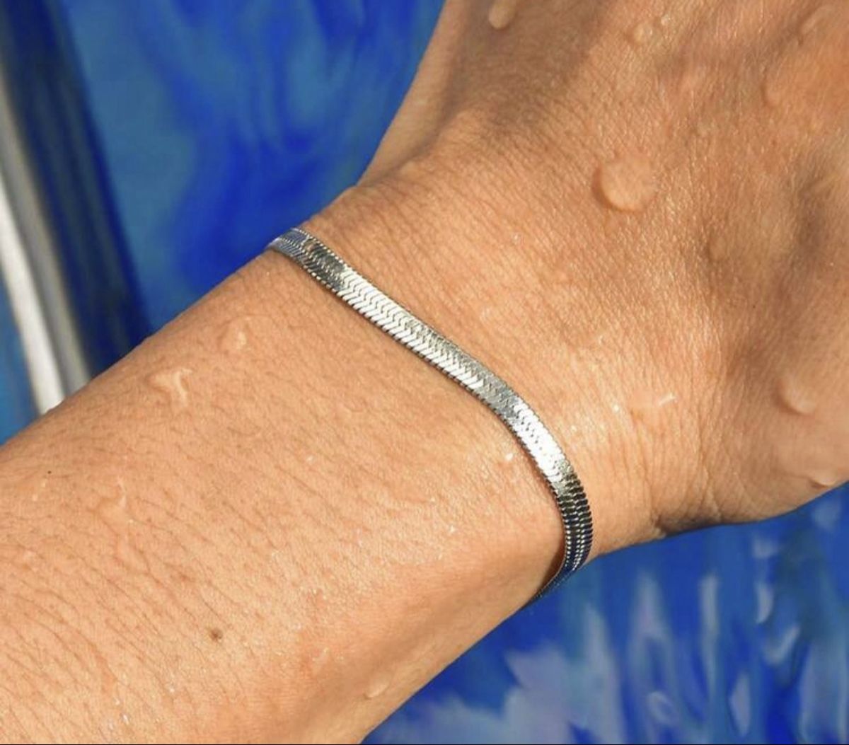 Armbänder & -reifen: Bracelet en acier inoxydable  – Neu und originalverpackt aus Châtel-St-Denis von Montclair_Swiss 2