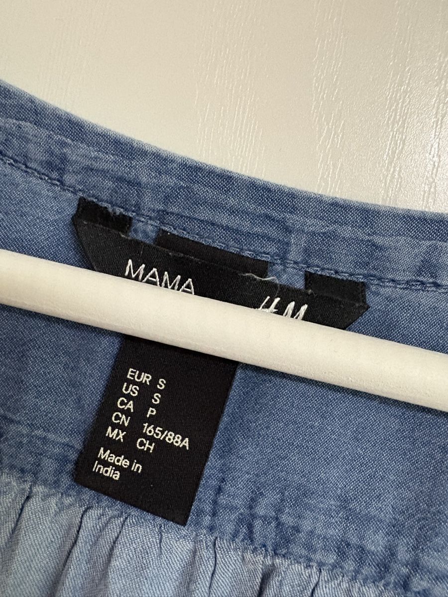 H&M Camicette: H&M MAMA Jeansoptik-Bluse Gr. S – Usato da Tägerig venduto da Jazz_87 1