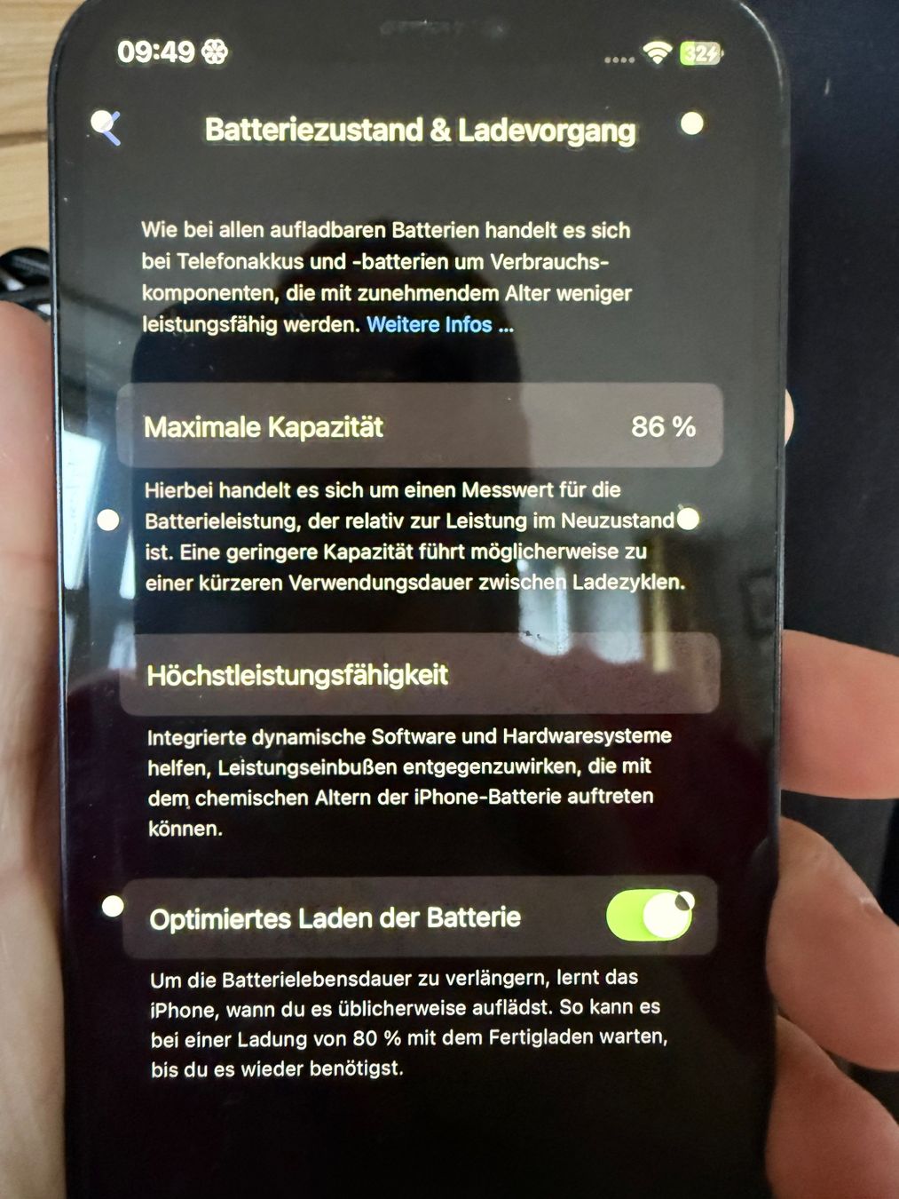 Apple Telefoni cellulari / Smartphones: iPhone 12, dunkelblau mit MDM Sperre – Usato da Zürich venduto da badeferien 2