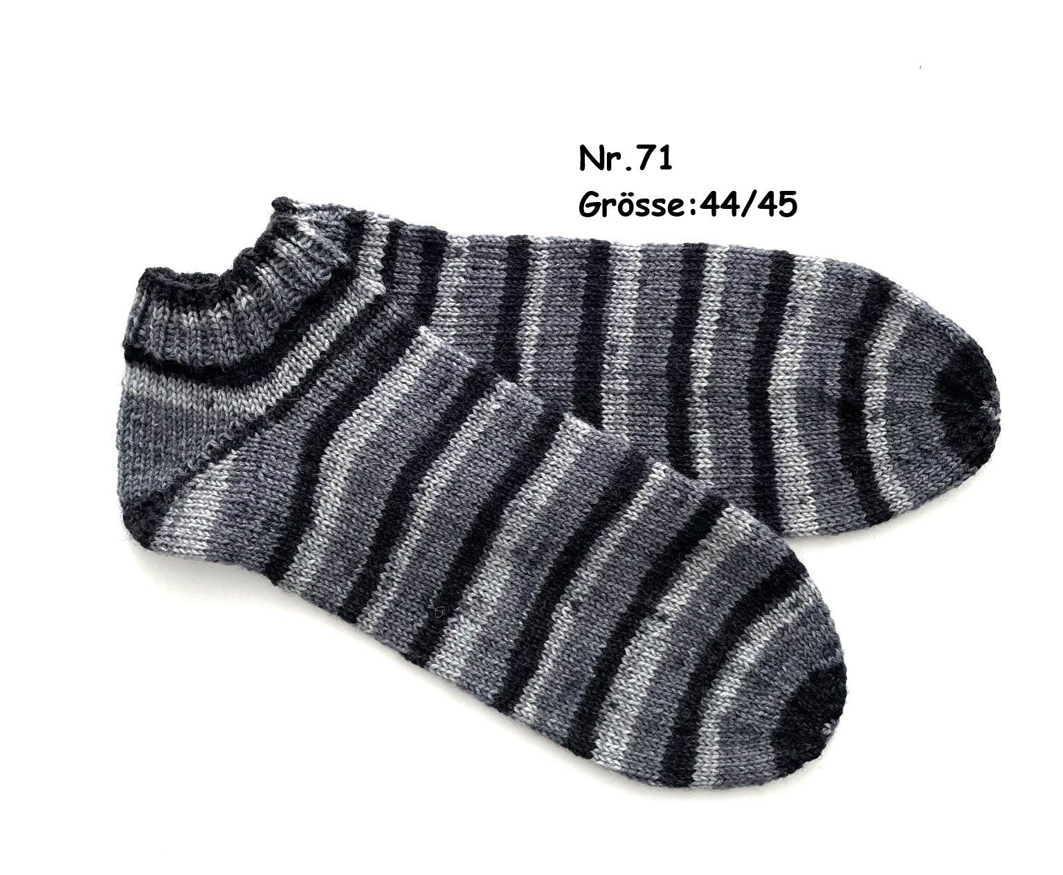 Calze: Sneaker - Socken handgestrickt  Gr.44/45  Nr.71 – Nuovo e nell'imballaggio originale da  venduto da