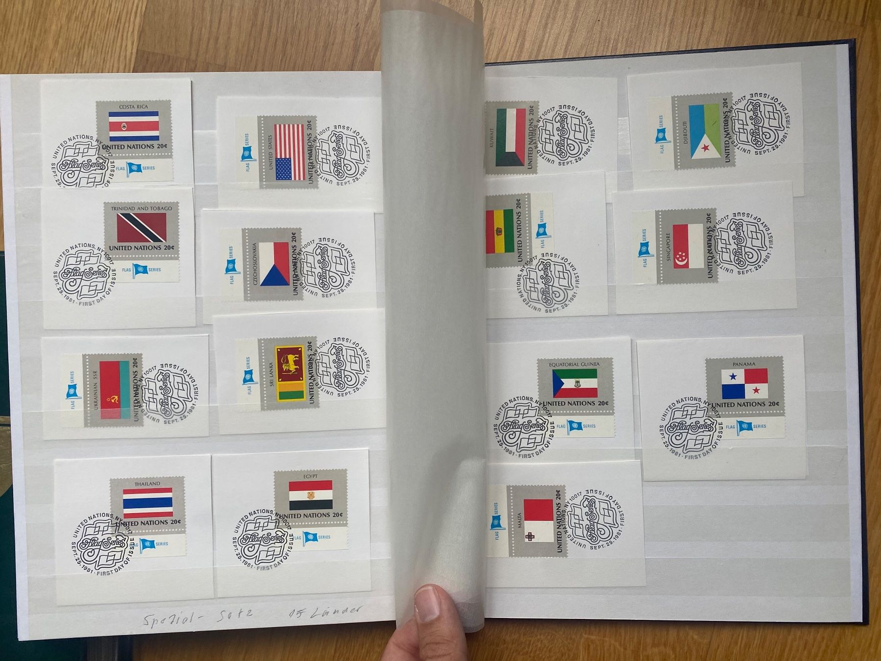 Tutti i francobolli: UNO Genf, 2 Alben: FDC, Ausschnitte usw. – Usato da Oberuzwil venduto da Deafgrischa 8