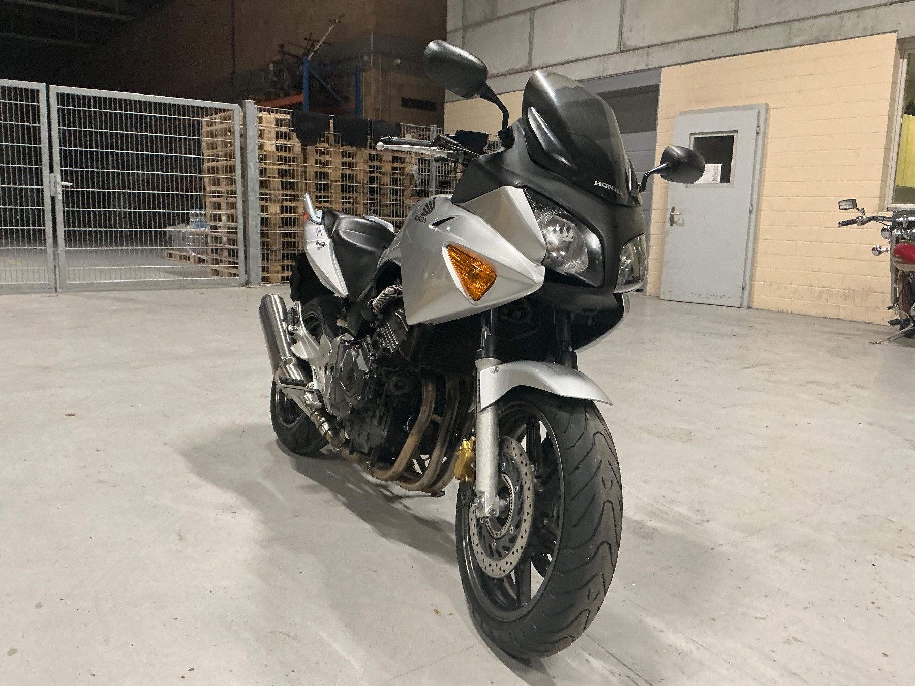 Honda Touring: Honda CBF 600 SA ABS – Usato da strengelbach venduto da Zoks