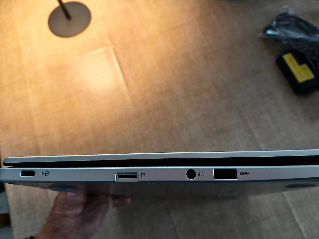 Notebook: Asus Chromebook C523 – Usato da Derendingen venduto da BDDG61 3