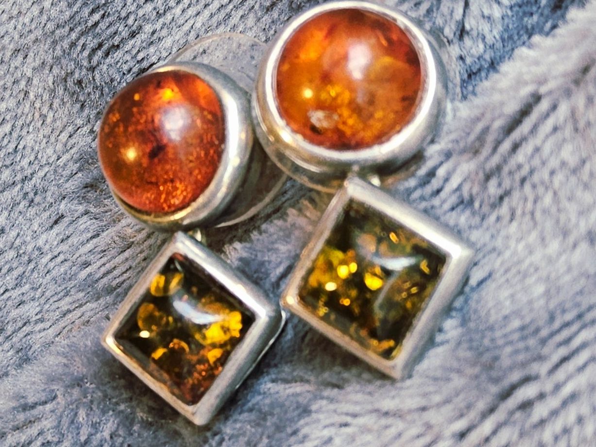 Orecchini pendenti & Orecchini a lobo: Vintage schicke Bernstein versilberte Ohrstecker – Usato da Zürich venduto da philpip