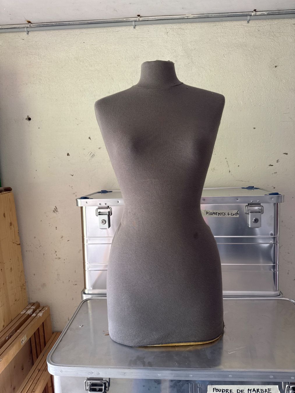 Allestimento di negozi e stand fieristici: Mannequin – Usato da Arnex-sur-Orbe venduto da cameleonfringant