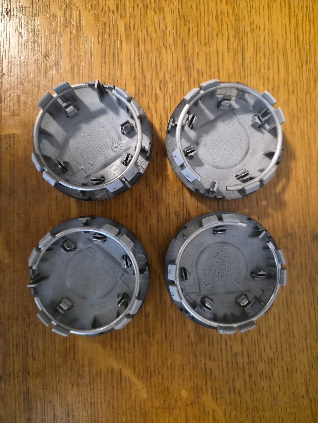 Smart Tutti pezzi di ricambio auto: Smart#1 + Smart#3 + Smart#5 + BRABUS "Nabendeckel" – Nuovo (secondo la descrizione) da Münchwilen (TG) venduto da Anonym2023 1