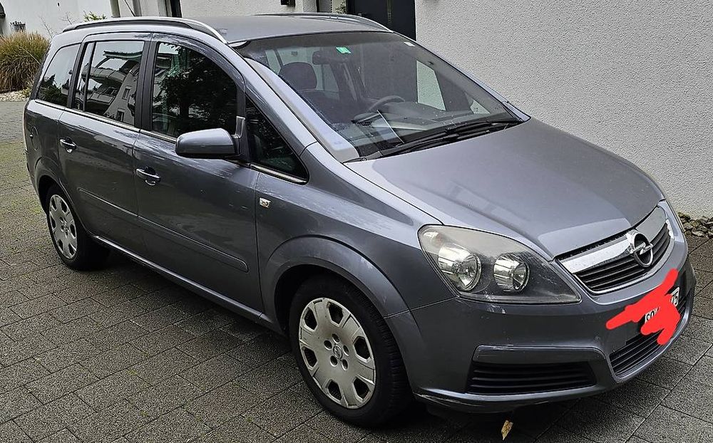 Spannende Opel Zafira Kaufen Bild