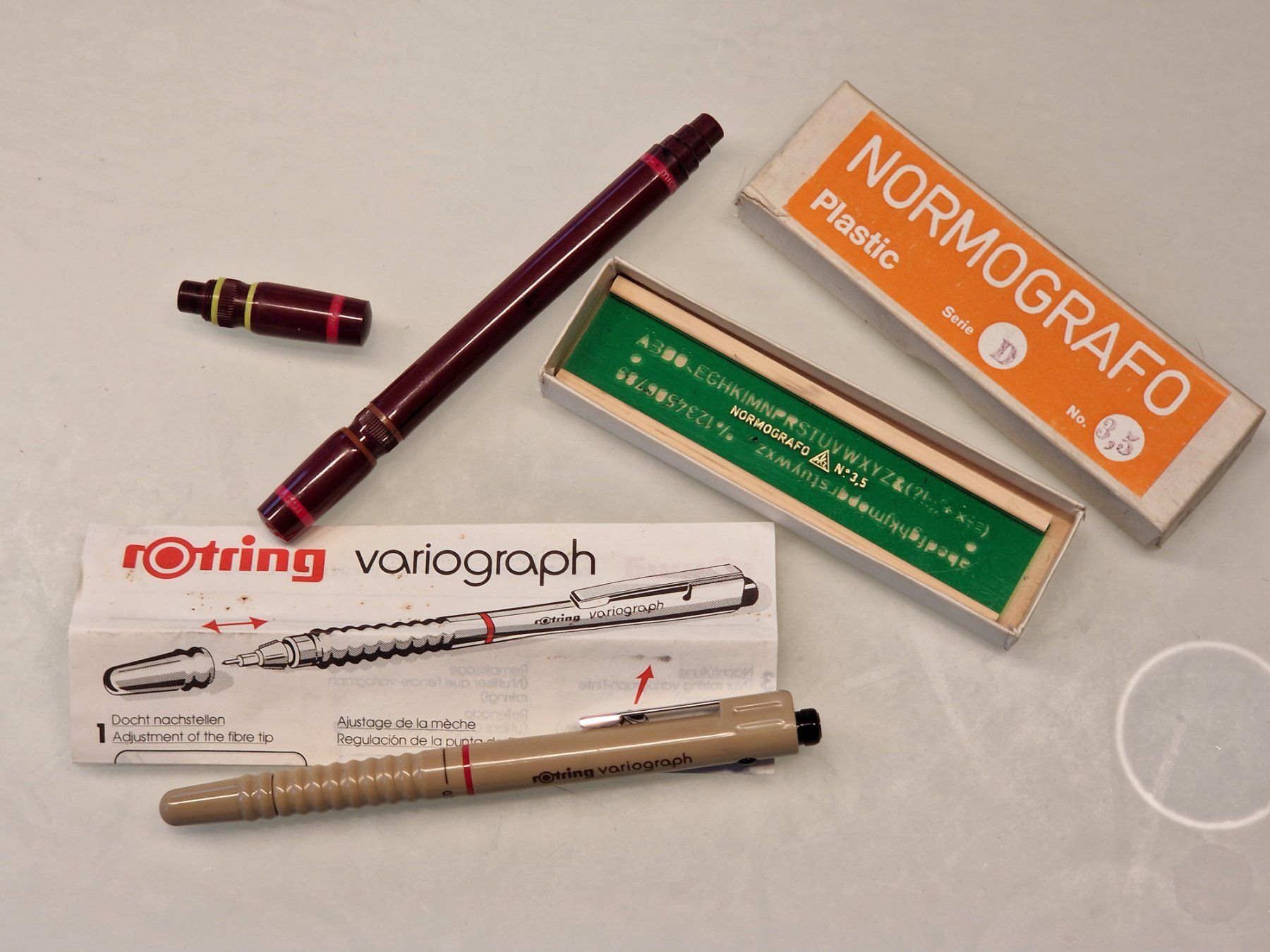 Rotring Penna & Evidenziatori: Rotring Isograph Tuschefüller 0.35, 0.5 mm, Variograph 0.7mm – Usato da Küssnacht am Rigi venduto da Mika014