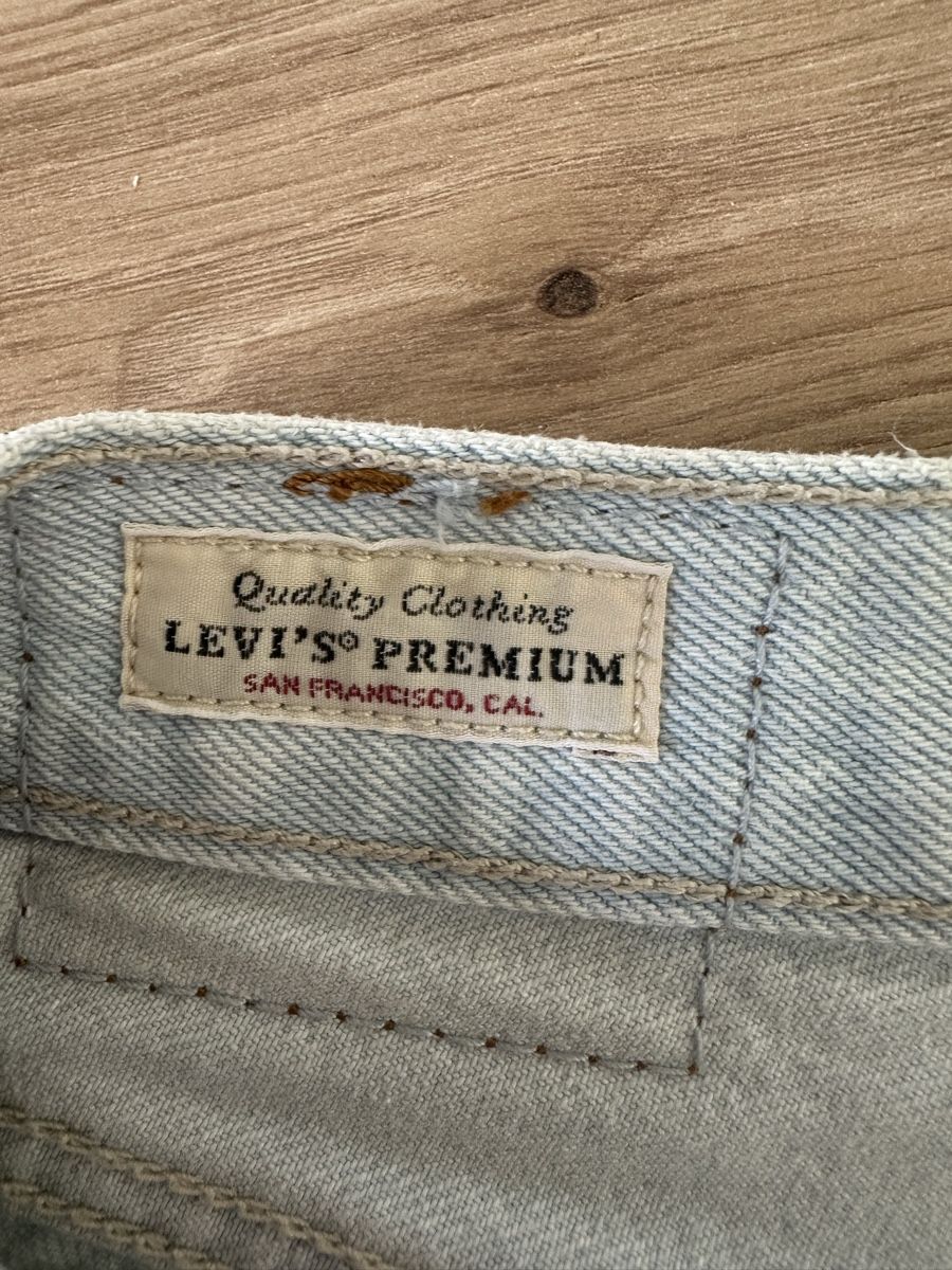 Levi's Jeans: LEVI'S SHORTS 501 HIGH RISE / Gr. 29 – Usato da Langenthal venduto da denise96 1