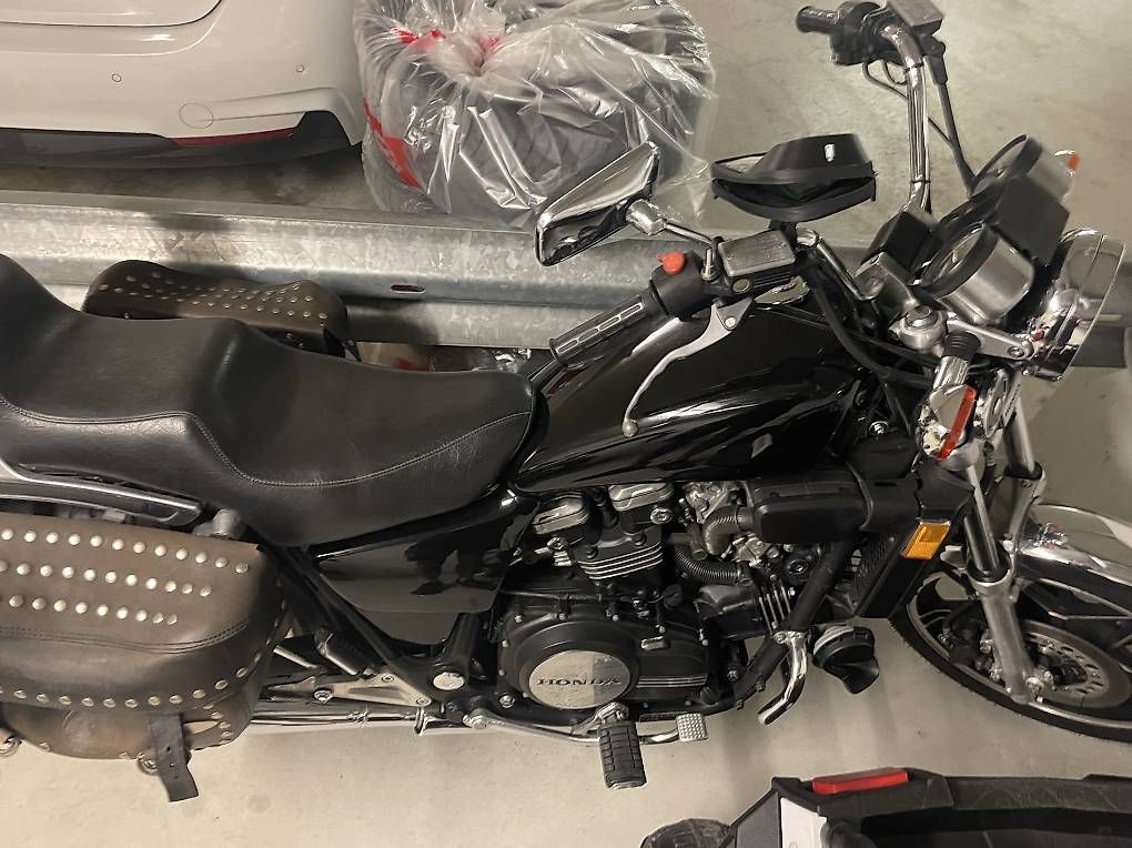Chopper: Motorrad Honda RC09 VF 750 C – Usato da Frauenfeld venduto da Giovannnni86 1