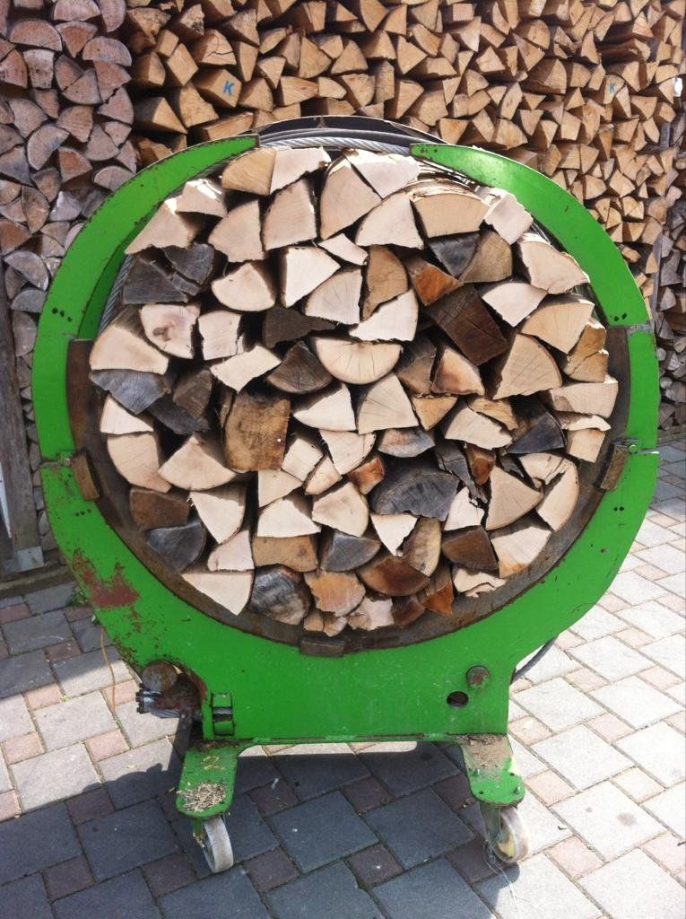 Greifer: Fagoteuse a bois et pince – Gebraucht aus Villarepos von