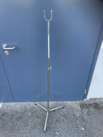 Kranzständer Metall, höhenverstellbar von ca.125 bis 180cm