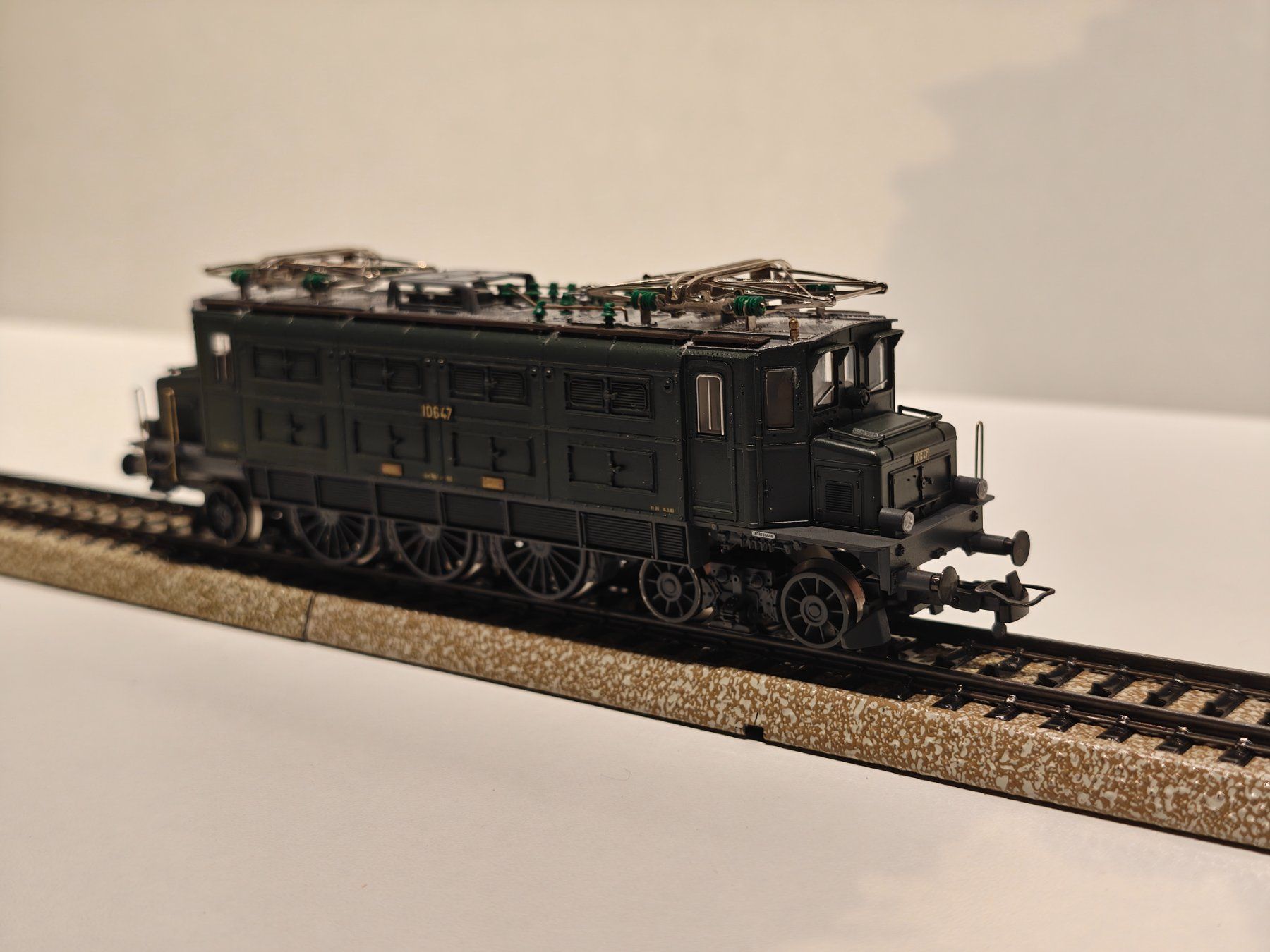 Fleischmann Modellini di ferrovie: Fleischmann 1145 H0 SBB Ae 3/6 I – Usato da Braunau venduto da Homersimpson 4