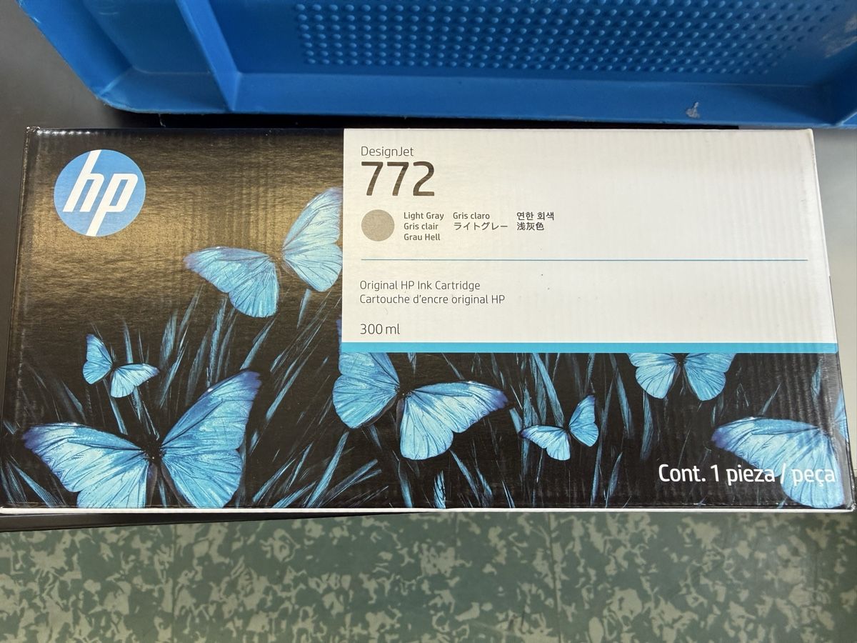 Cartucce per stampanti & toner: HP DesignJet 772 Tintenpatrone Light Gray, Neu – Nuovo e nell'imballaggio originale da Wangen SZ venduto da Simi_diet