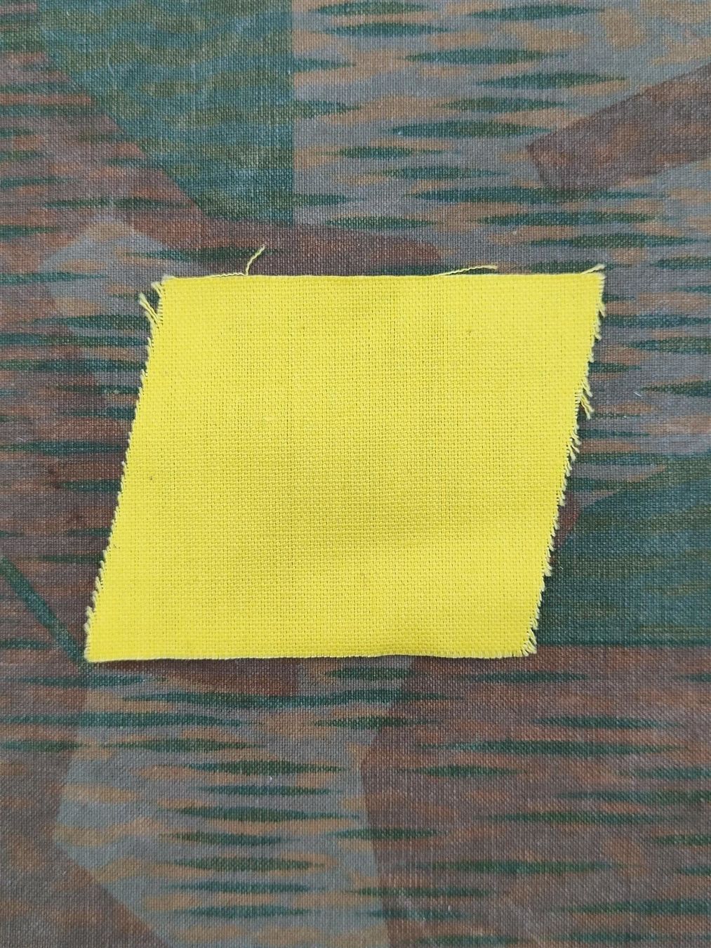 Plaketten & Abzeichen: Kragenpatte Ord.1940 passiver Luftschutz – Neu (gemäss Beschreibung) aus Bauma von SwissMilitaria