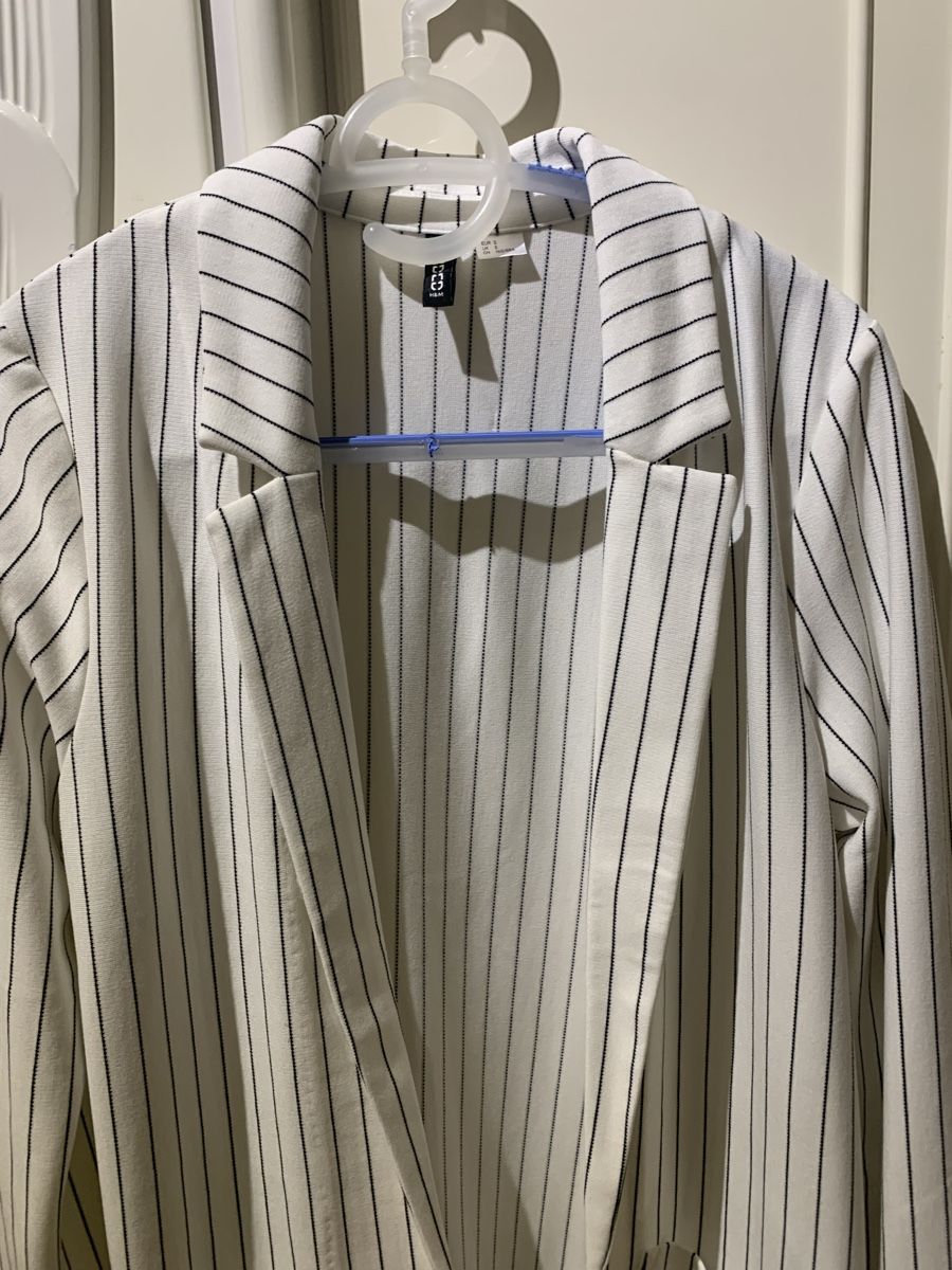 H&M Jacken: H&M Damen Blazer, Gr. S – Gebraucht aus Zollikerberg von Jvac2