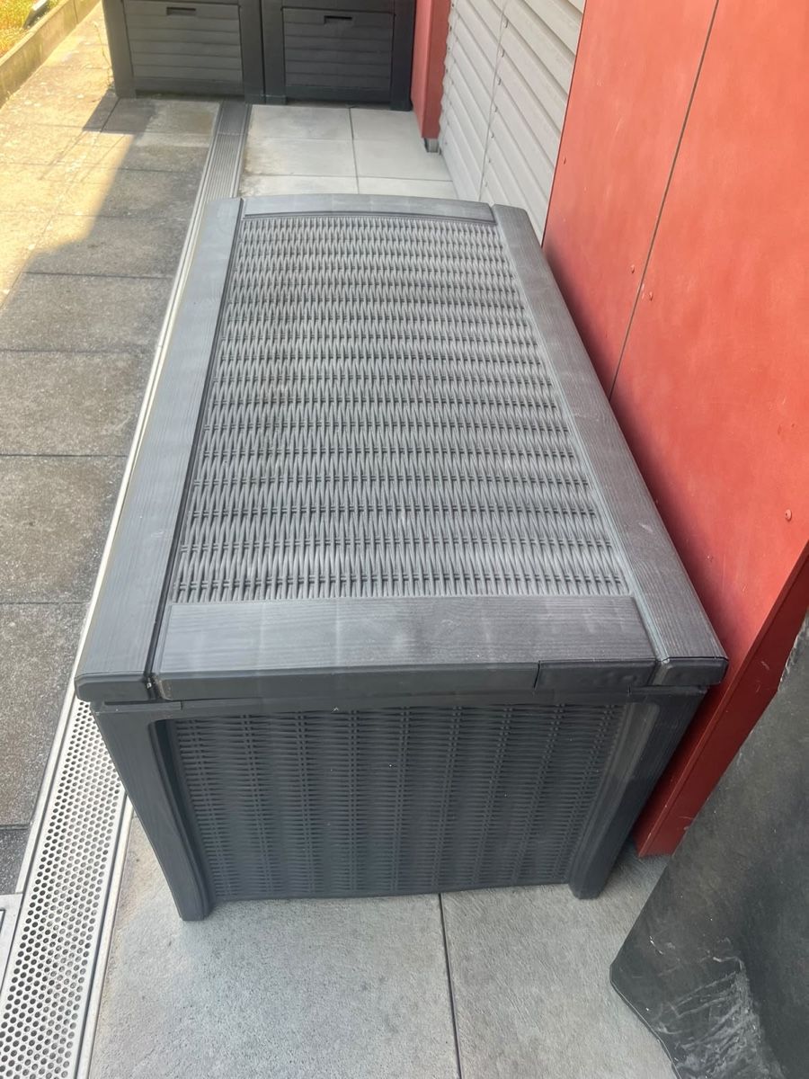 Box contenitori: Loungekissen Gartenbox – Usato da Gossau ZH venduto da lim_67nn 1